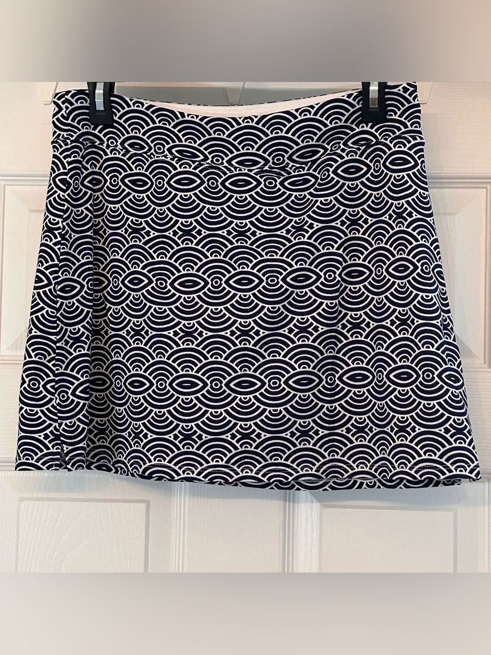 Tranquility by Colorado Clothing Black & White Skort/Skirt Size M